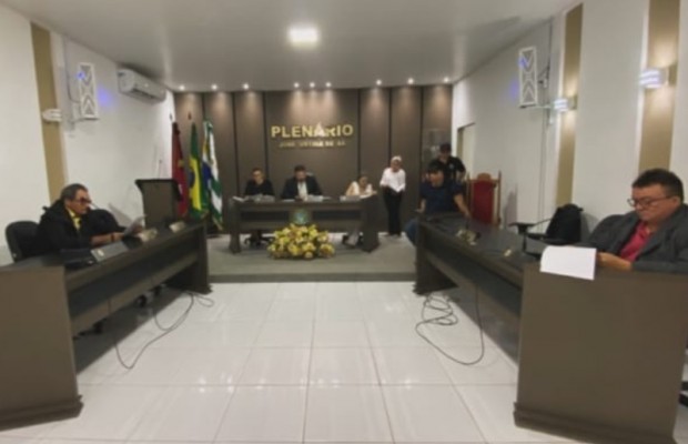 Vereadores participam de mais uma sessão ordinária da câmara de Condado-PB