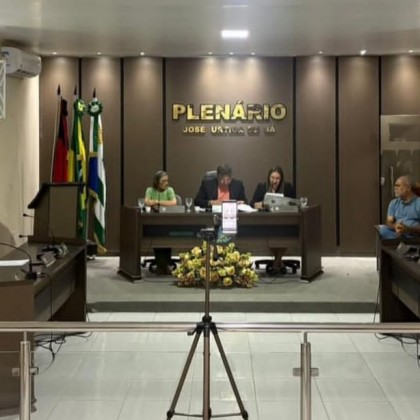 Vereadores e autoridades participam de mais uma sess�o ordin�ria da c�mara de Condado-PB realizada na �ltima sexta-feira (20)