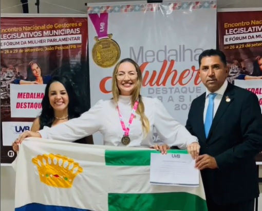 Presidente da Câmara Municipal de Condado Vanda Vieira recebe Medalha Mulher Destaque Brasil