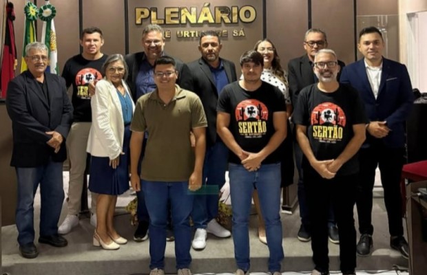 C�mara de Condado entrega mo��o de aplauso a equipe do Coletivo Ladeira Filmes
