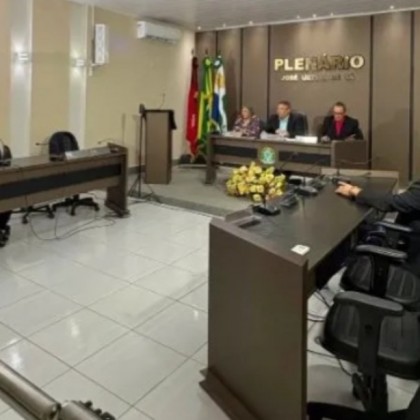 C�mara de Condado aprova requerimentos para beneficiar garis e garantir mais seguran�a em escola da comunidade do Borges